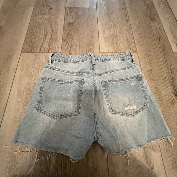 Jean shorts - Picture 3 of 3